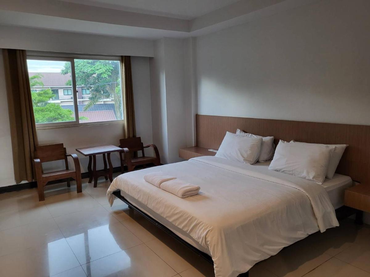 The Square Rayong Hotel Ngoại thất bức ảnh